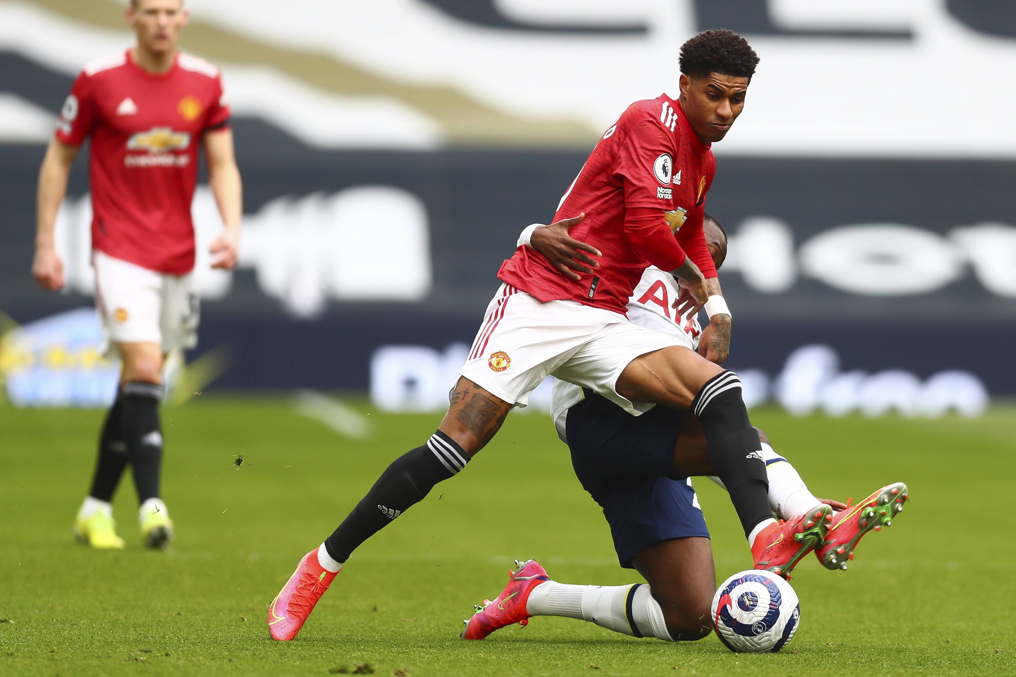 竞争和解决 竞争和解决